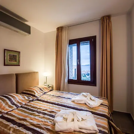Holiday home Holiday Athos Deluxe Nea Roda
